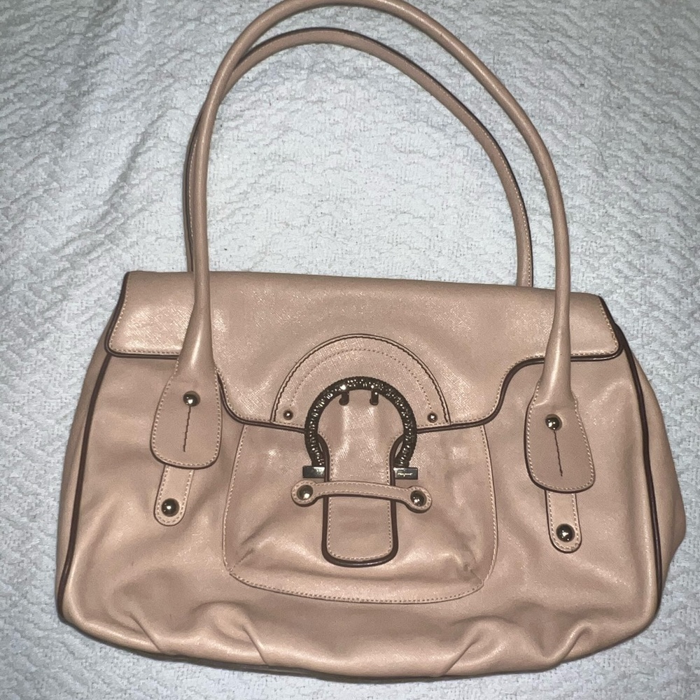 Salvatore Ferragamo blush leather handbag
